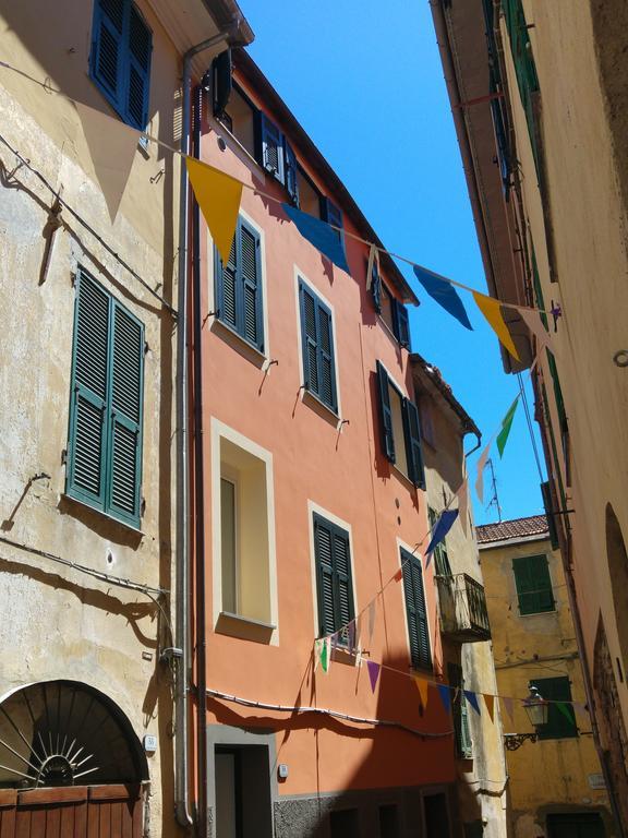 Il Cuore Del Borgo - Holiday Home Borgomaro エクステリア 写真
